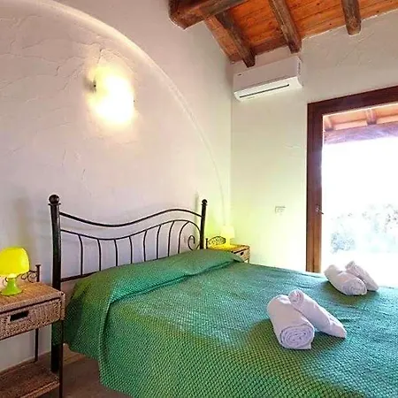 Villa Isa - With Private Pool In Costa Rei Just 500 Meters From The Sea *